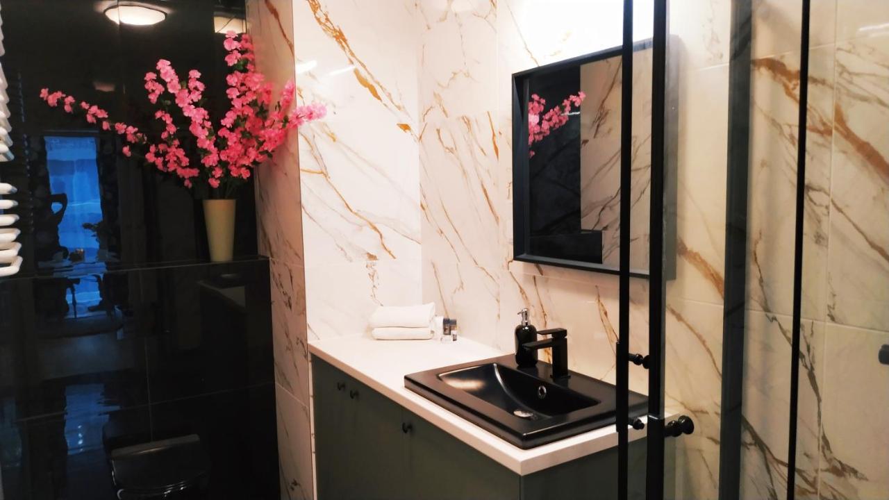 De Luxe Apartment *
